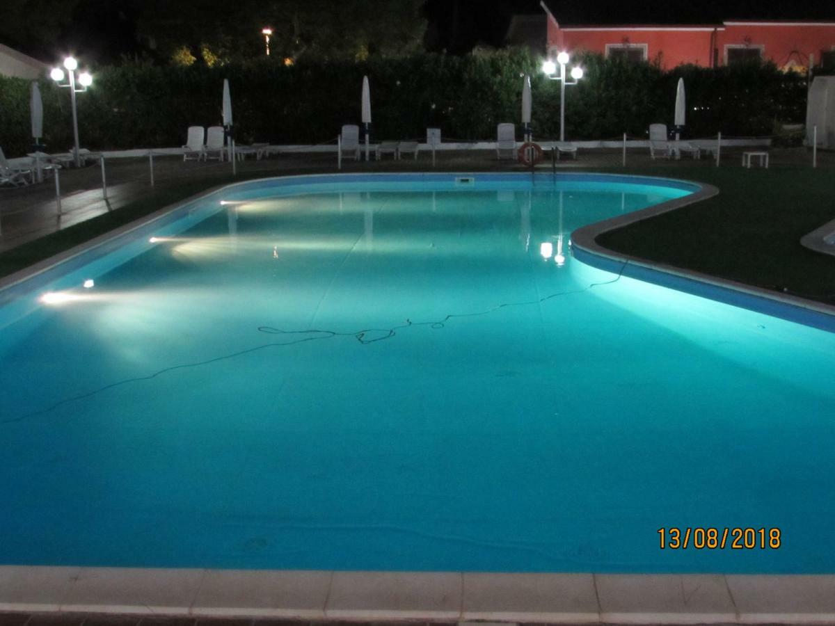 Park Hotel Baia Domizia Eksteriør bilde